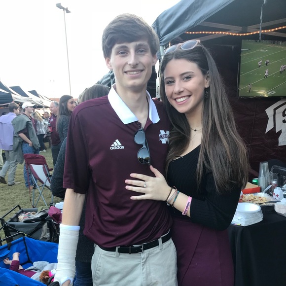 Meet your Posher, Emma - Picture 1 of 1